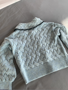Blue green knit short cardigan